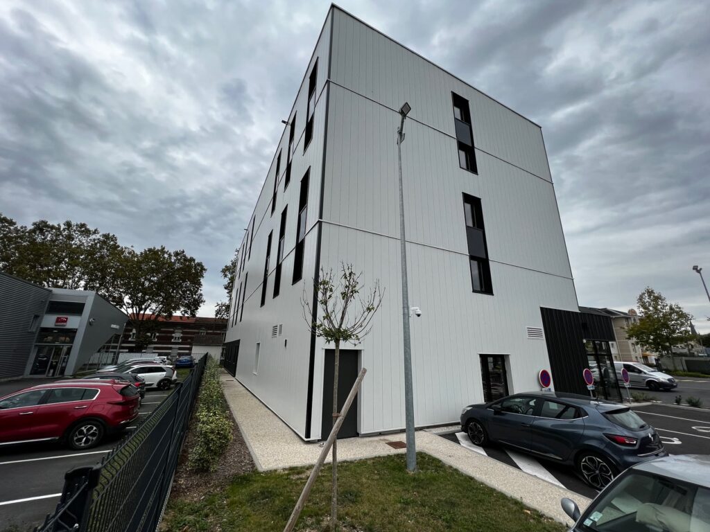 B&B HOTEL, Épinay-sur-Seine, France — vue extérieure