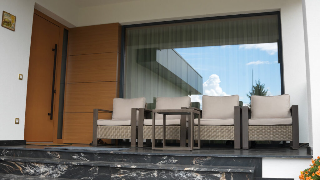 Maison individuelle — terrasse couverte