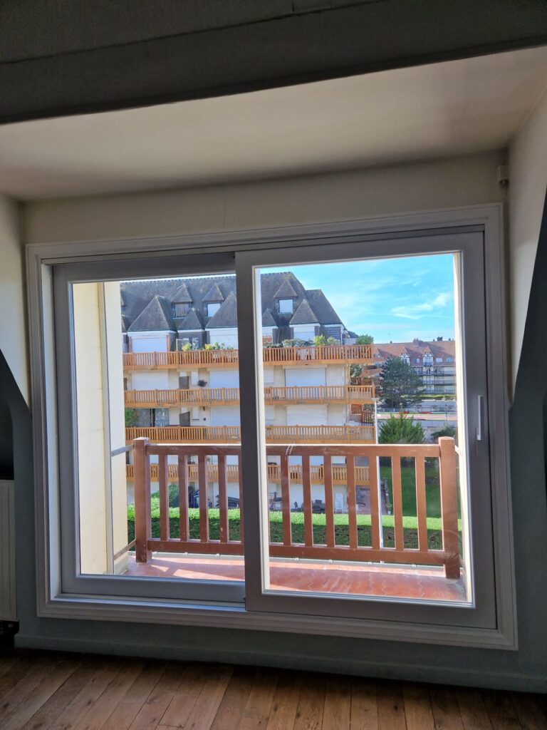 Immeuble de logements, Deauville, France — détail intérieur