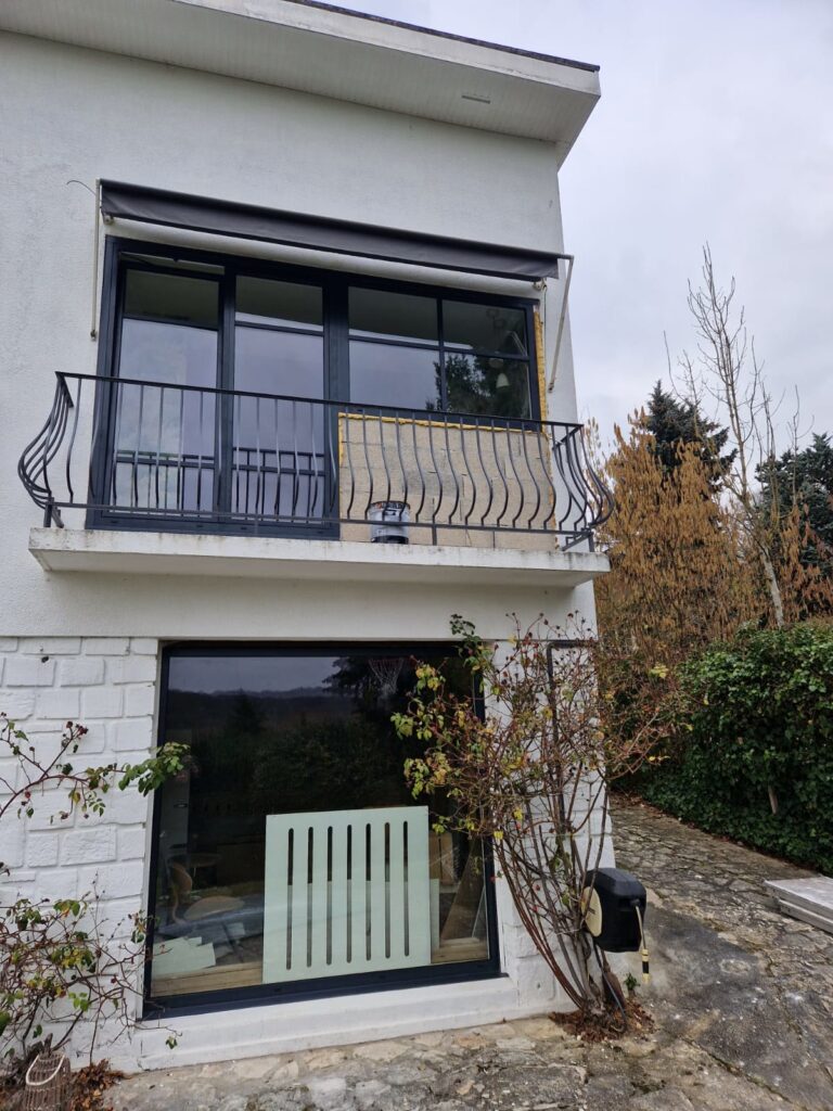 Maison individuelle, France — détail de façade